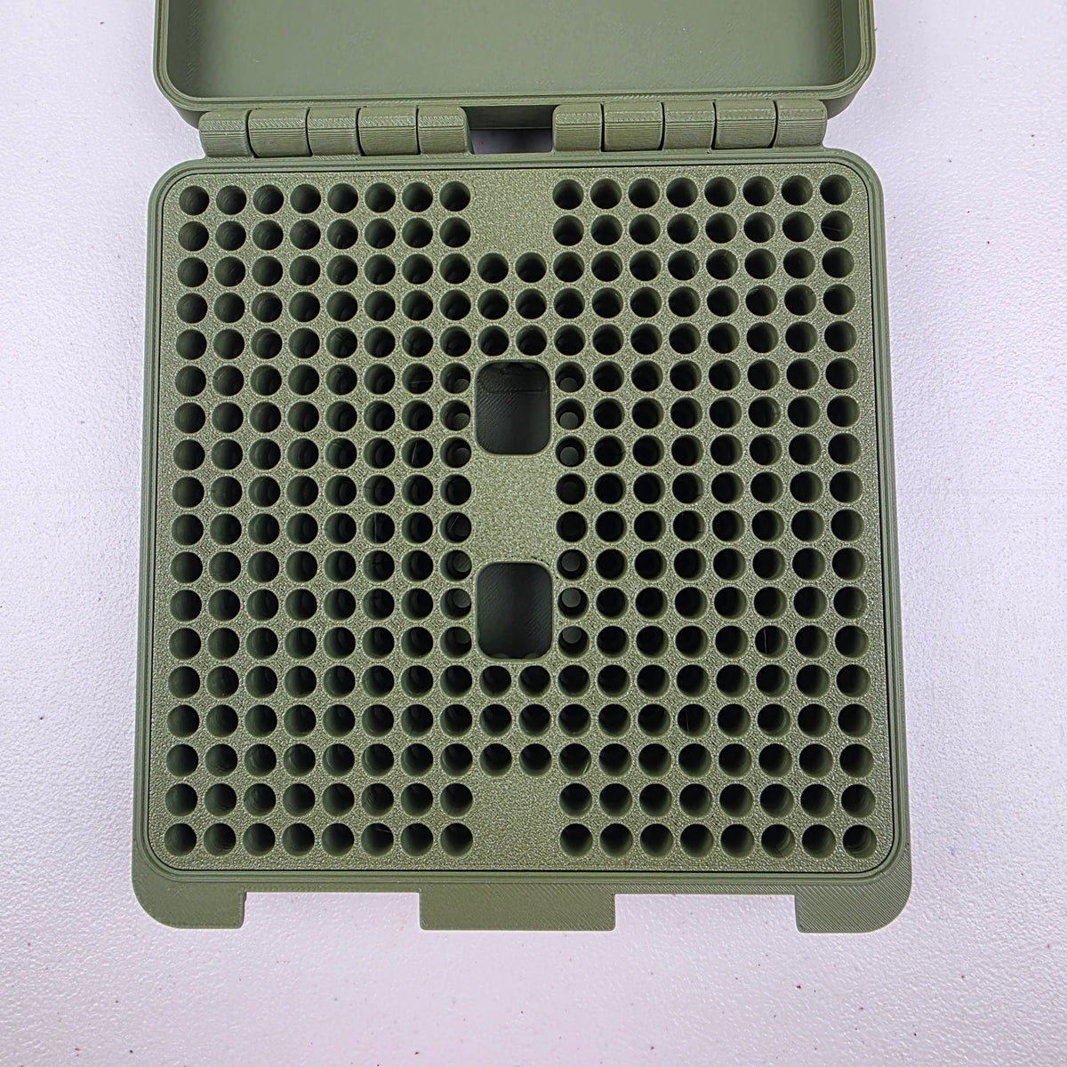 π 22 LR Ammo Box Storage Case Container Holds 300 Rounds with Hinged Lid & Latch